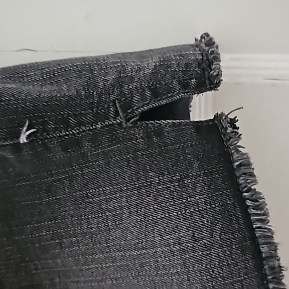 Maurices High Rise Jean Shorts - Picture 5 of 6